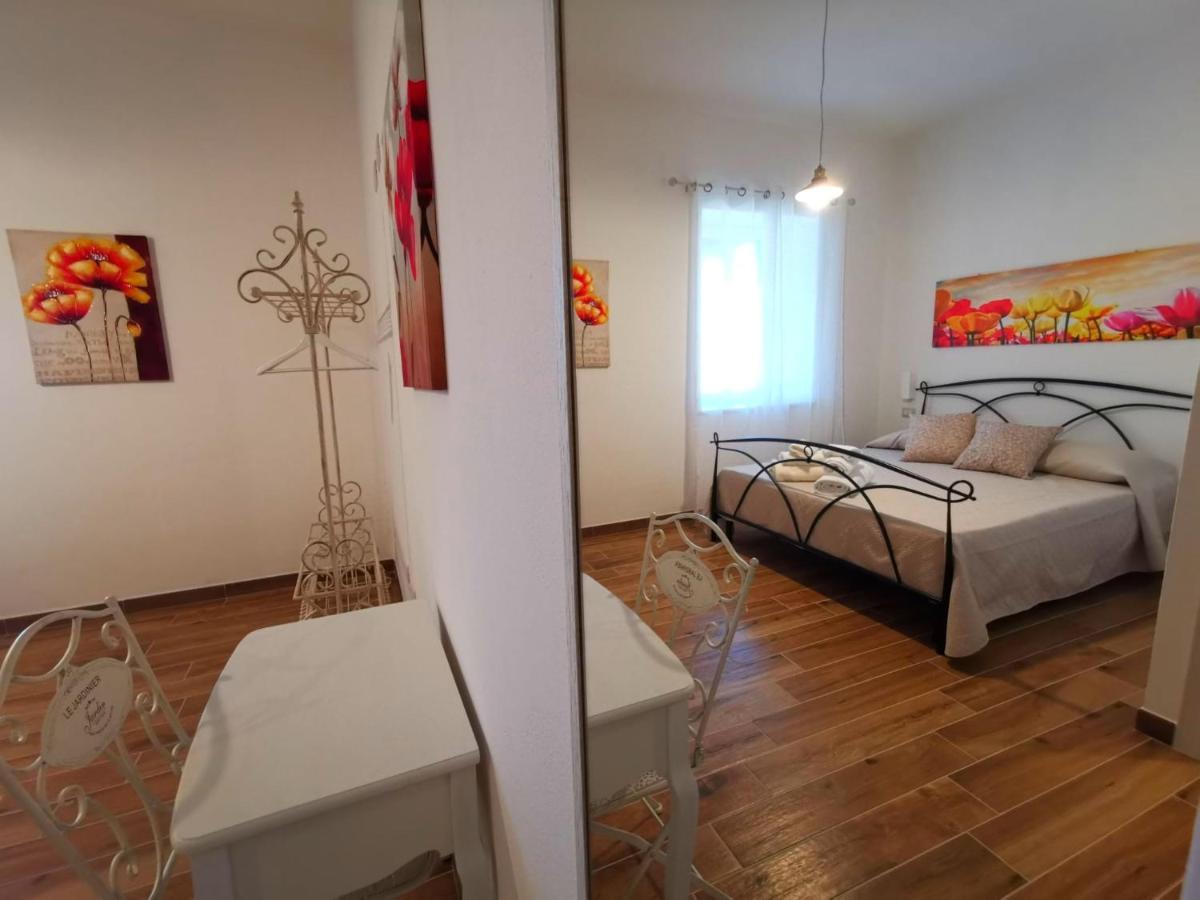 B&B Sa Corte Biancareddu Bagian luar foto