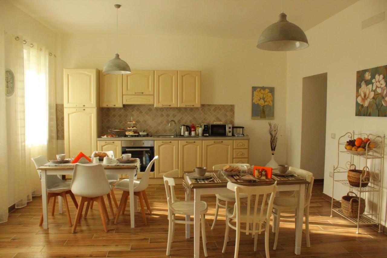 B&B Sa Corte Biancareddu Bagian luar foto