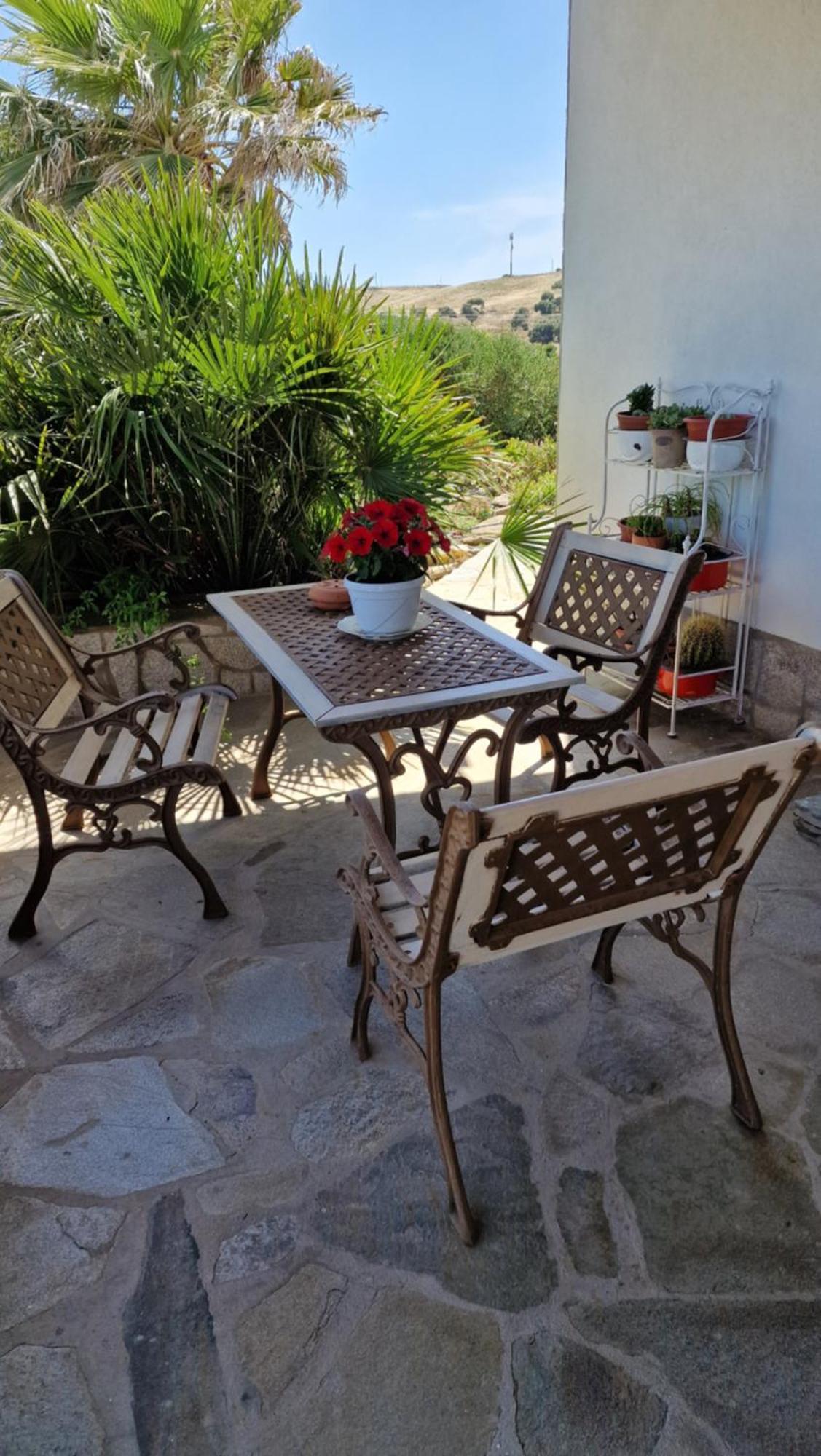 B&B Sa Corte Biancareddu Bagian luar foto
